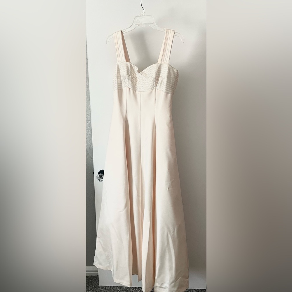 Vintage NBW NWT Victor Costa for Nahdree full length. Size 12.
